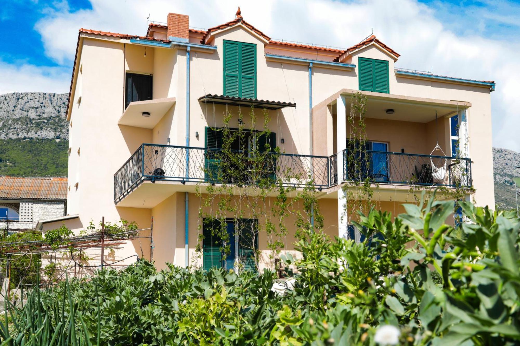 4-Star Apartments Bianco Kastela Exterior photo